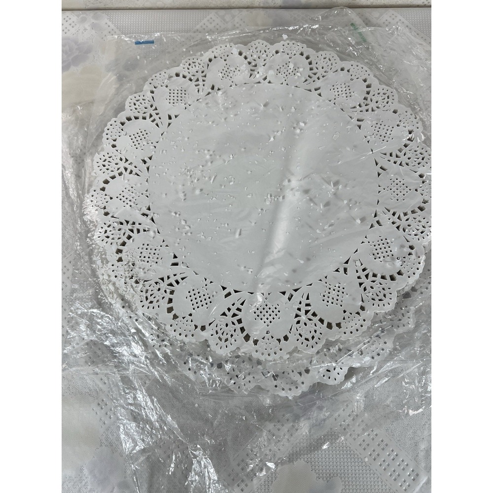 300 pcs 12" INCH WHITE PAPER Round Doilies LACY‎ ROUND - Picture 5 of 5